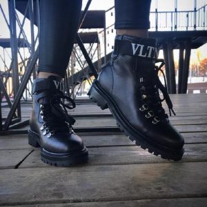 Ботинки женские Valentino VLTN