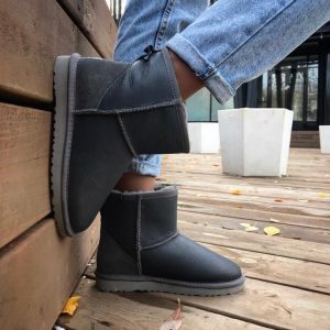 Угги женские UGG CLASSIC MINI Leather