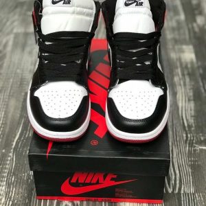 Кроссовки мужские Nike Air Jordan 1