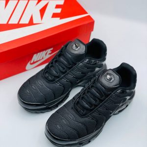 Кроссовки мужские Nike Air Max Plus TN Ultra Black