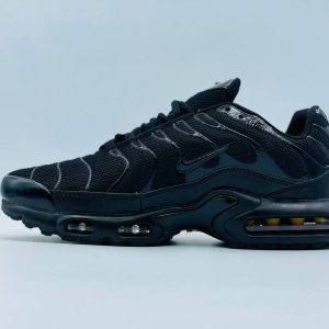 Кроссовки мужские Nike Air Max Plus TN Ultra Black