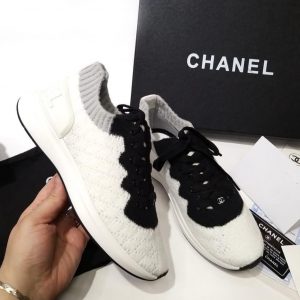 Кроссовки женские Chanel White Wool