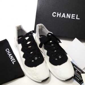 Кроссовки женские Chanel White Wool