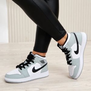 Кроссовки женские Nike Dunk High