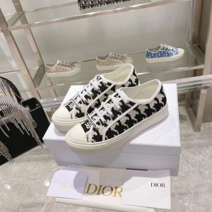 Сникеры женские Dior WALK’N’DIOR