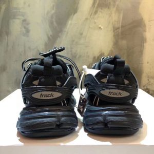 Кроссовки женские Balenciaga Track.