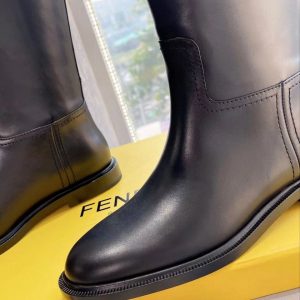 Сапоги Fendi