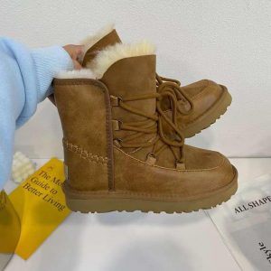 Ботинки UGG