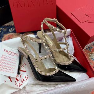 Туфли женские VALENTINO GARAVANI Rockstud