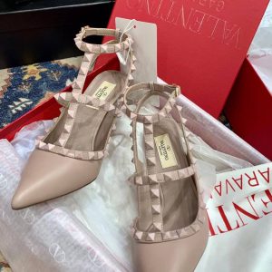 Туфли женские VALENTINO GARAVANI Rockstud