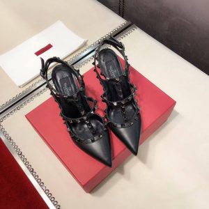 Туфли женские VALENTINO GARAVANI Rockstud