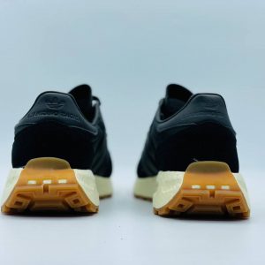 Кроссовки Adidas Retropy E5