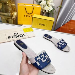 Шлёпанцы женские Fendi