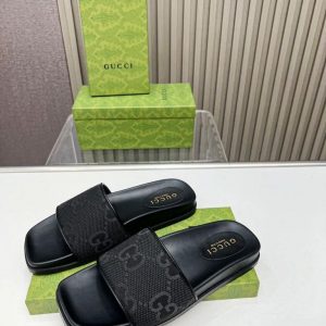 Шлёпанцы мужские Gucci