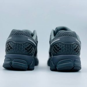 Кроссовки Nike Zoom Vomero 5