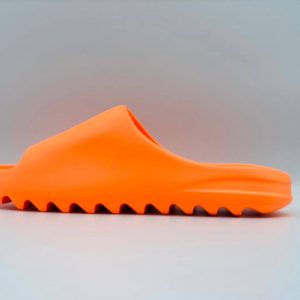 Шлепанцы Adidas Yeezy Slide