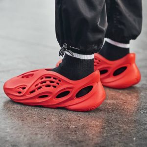 Шлепанцы Adidas Yeezy Foam Runner