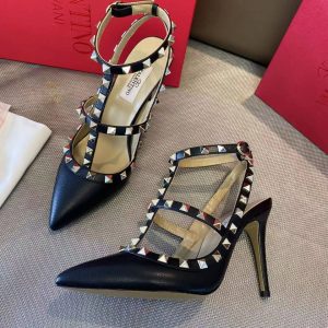 Туфли женские Valentino Garavani Rockstud