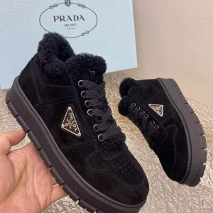 Ботинки зимние Prada