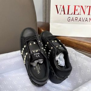 Кроссовки Valentino Garavani Rockstud Untitled