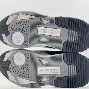Кроссовки Adidas Niteball