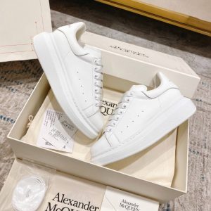 Кроссовки женские Alexander McQueen