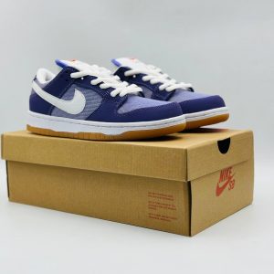 Кроссовки Nike Dunk Low