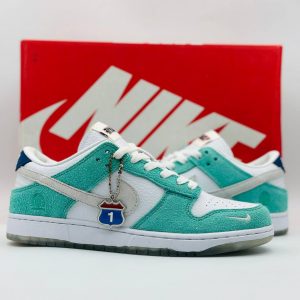 Кроссовки Nike Kasina x Dunk Low 'Road Sign'