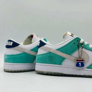 Кроссовки Nike Kasina x Dunk Low 'Road Sign'