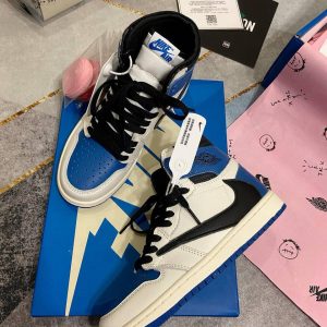 Кроссовки Travis Scott x FragmScott x  Nike Air Jordan 1 High