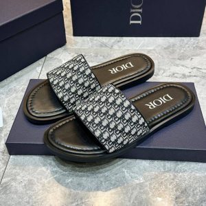 Шлепанцы Dior