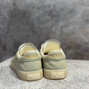 Кроссовки Prada