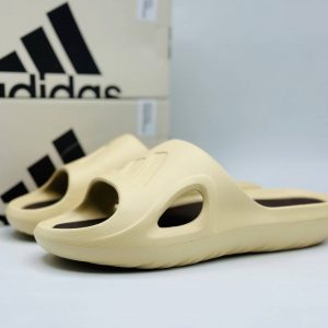 Шлепанцы Adidas Yeezy Slide