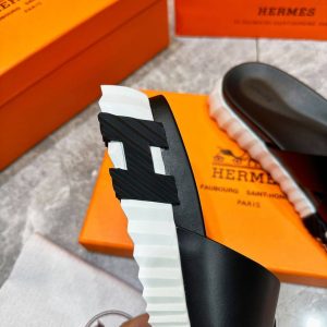 Шлепанцы Hermes