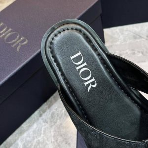 Шлепанцы Dior