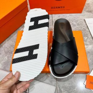 Шлепанцы Hermes