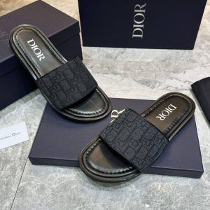 Шлепанцы Dior