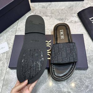 Шлепанцы Dior